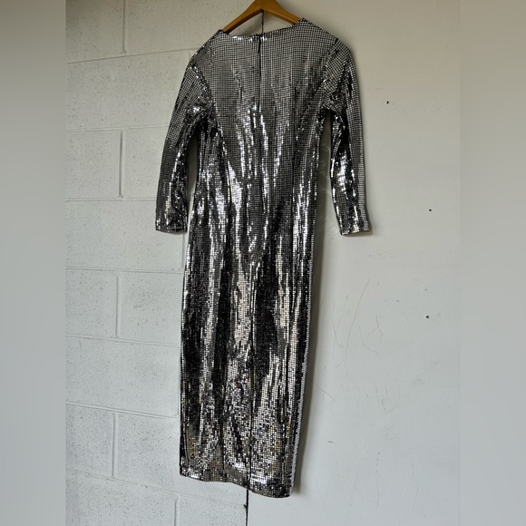 Donna Morgan Sequin Dress - Picture 4 of 5